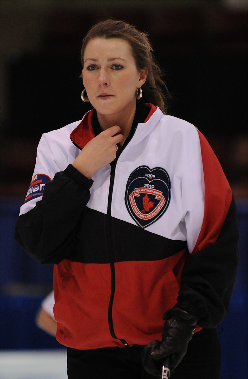 Curling Canada Female Athlete of the Week Emma Miskew